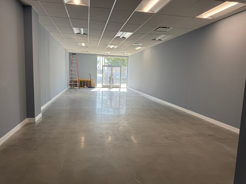 5151 W Pico Blvd, Los Angeles, CA à louer - Photo principale – Image 1 sur 5