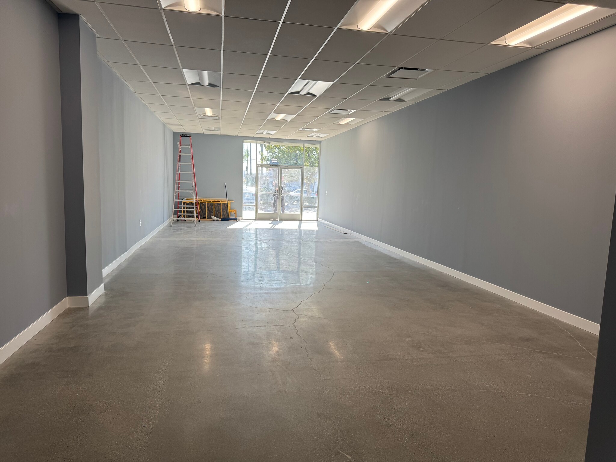 5151 W Pico Blvd, Los Angeles, CA à louer Photo principale– Image 1 sur 6