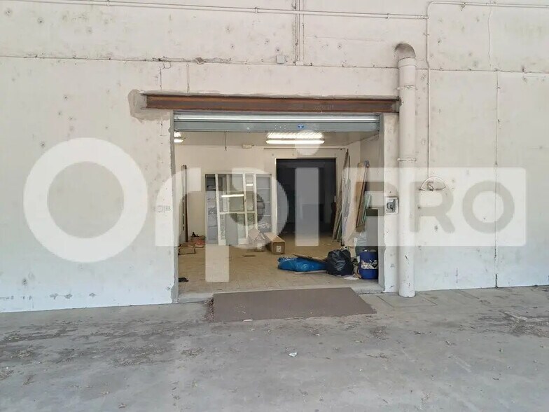 Industriel/Logistique dans Lavault-Sainte-Anne à louer - Photo intérieure – Image 2 sur 5