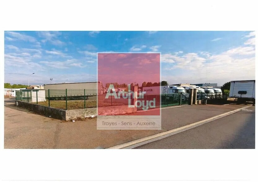 Industriel/Logistique dans Barberey-Saint-Sulpice à vendre - Photo de l’immeuble – Image 2 sur 6