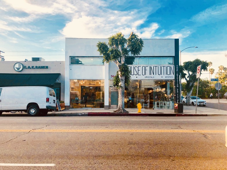 7449-7451 Melrose Ave, Los Angeles, CA à louer - Photo de l’immeuble – Image 1 sur 6