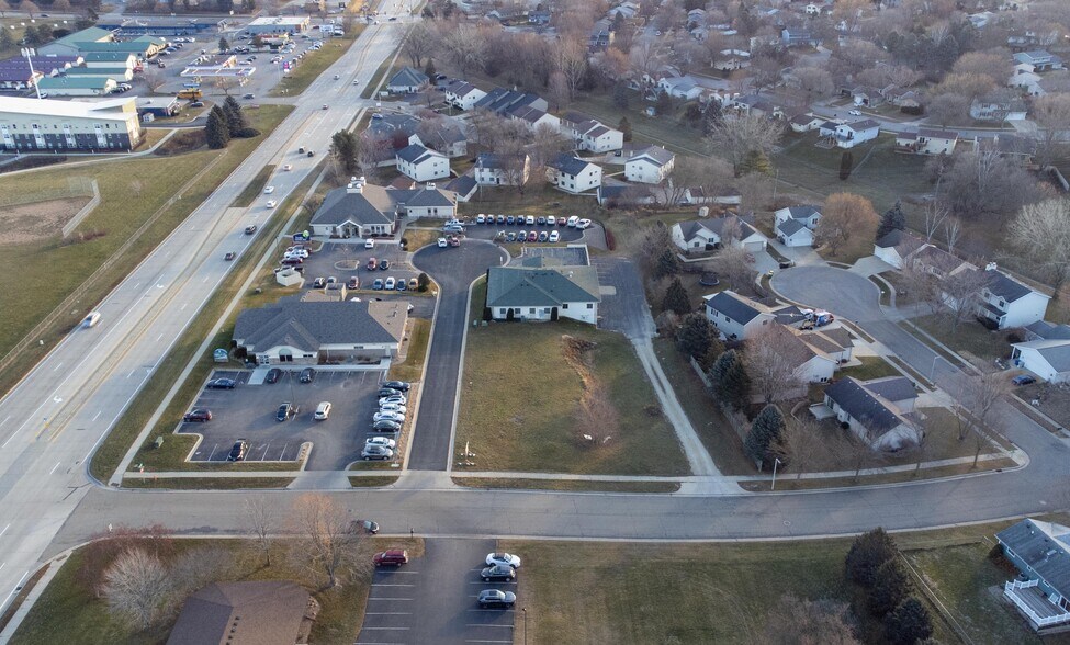 1022 Bel Air Ln, Rochester, MN à louer - Aérien – Image 3 sur 7