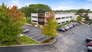 Plus de détails pour 810 Cardinal Ln, Hartland, WI - Bureau à louer
