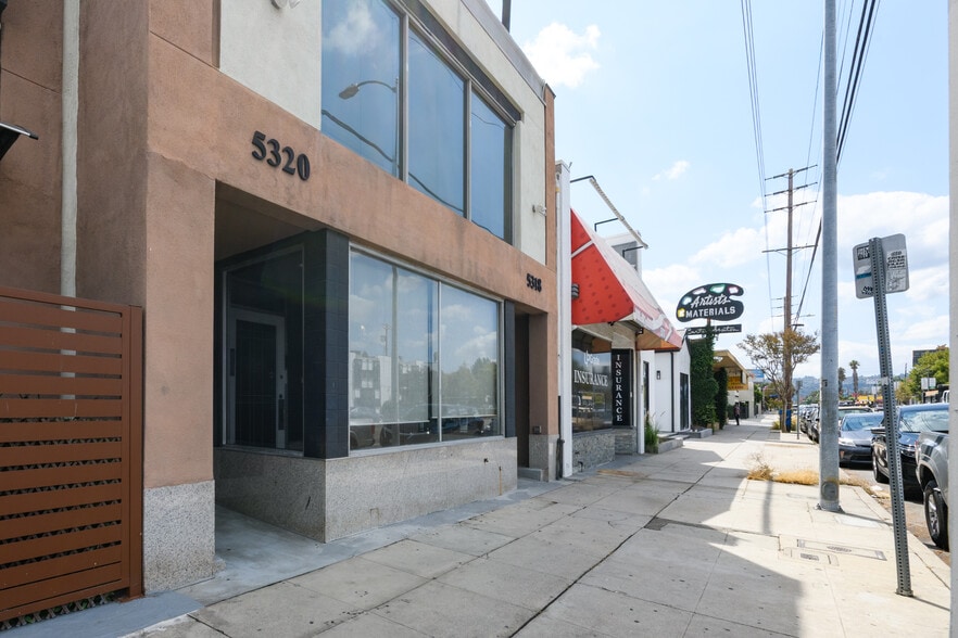 5318-5320 Laurel Canyon Blvd, North Hollywood, CA à vendre - Photo de l’immeuble – Image 3 sur 21