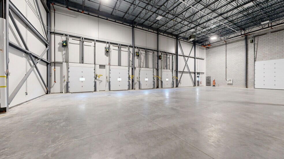 1110 Rue Bousquet, Granby, QC à louer - Numérisation 3D Matterport – Image 2 sur 21