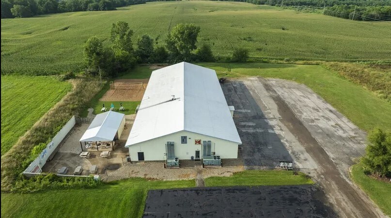 113 N Williams Industrial Dr, Pittsfield, IL à vendre - Photo de l’immeuble – Image 2 sur 37