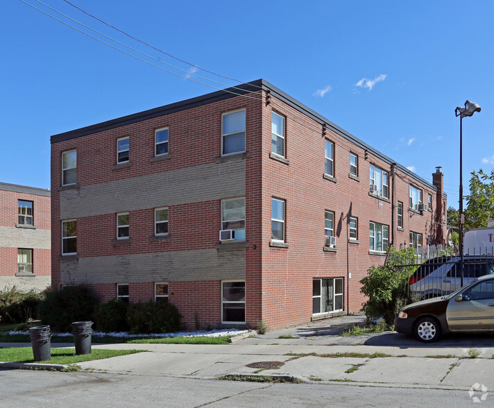 169 Park Row S, Hamilton, ON à vendre - Photo principale – Image 1 sur 3
