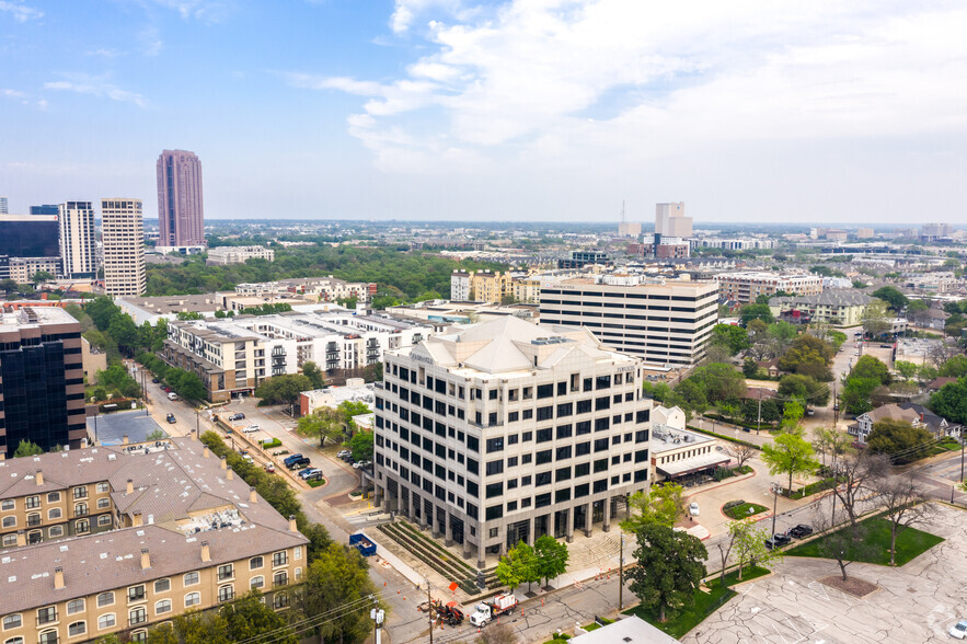 2828 Routh St, Dallas, TX à louer - Aérien – Image 3 sur 5