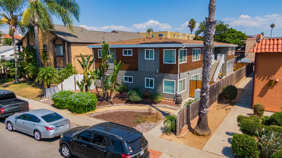 4427 Estrella Ave, San Diego, CA à vendre - Photo principale – Image 3 sur 22