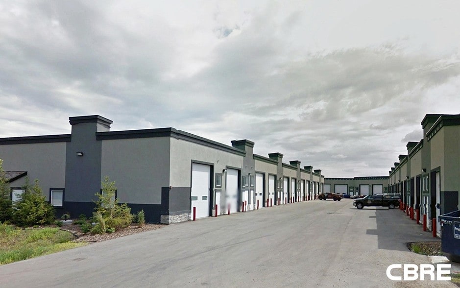 9903 209 St NW, Edmonton, AB à vendre - Photo de l’immeuble – Image 3 sur 13