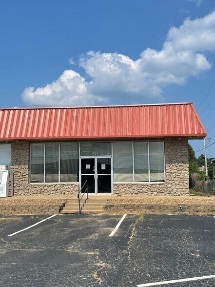 380 S Harkrider St, Conway, AR à louer - Photo de l’immeuble – Image 2 sur 7