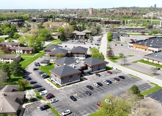 Plus de détails pour 200 & 300 White Spruce Blvd – Bureau à vendre, Rochester, NY