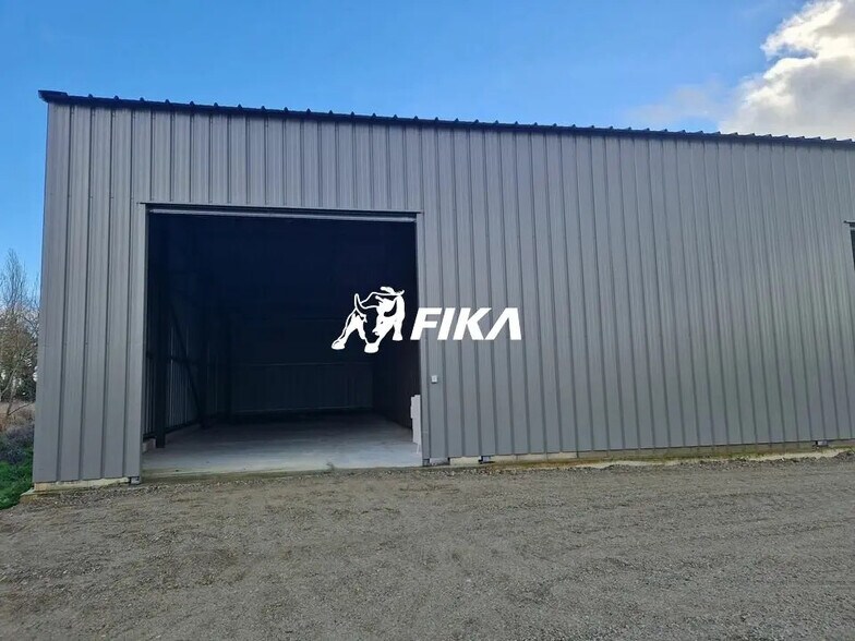 Local d'activités dans Deyme à vendre - Photo de l’immeuble – Image 2 sur 7