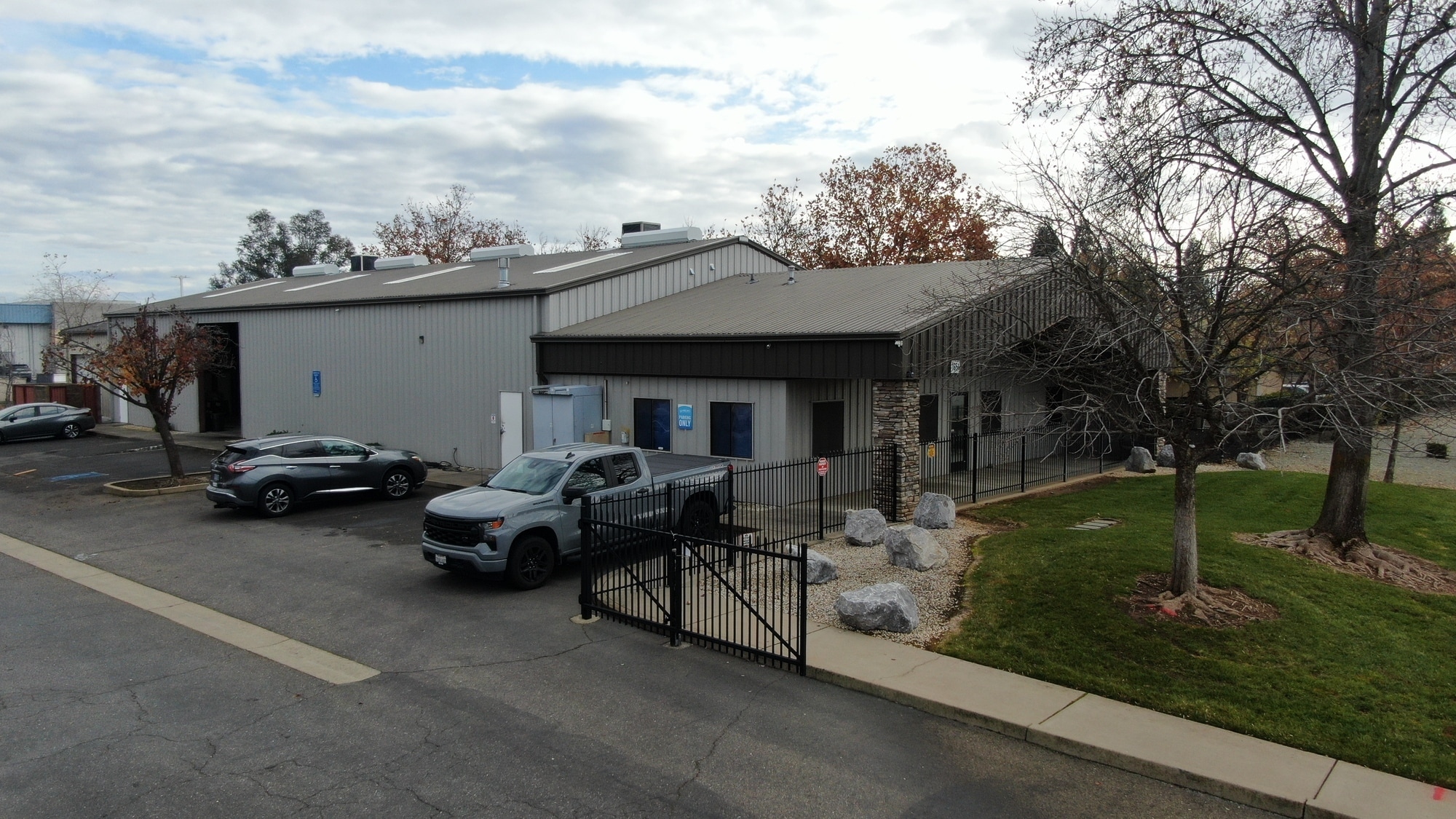 1651 Zachi Way, Redding, CA à vendre Photo principale– Image 1 sur 13