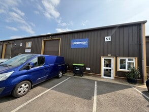 Unit N1 Lambs Farm Business Basingstoke Road Park, Reading à louer Photo de l’immeuble– Image 1 sur 2