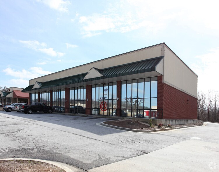 540 Athens Hwy, Loganville, GA à vendre - Photo principale – Image 1 sur 24