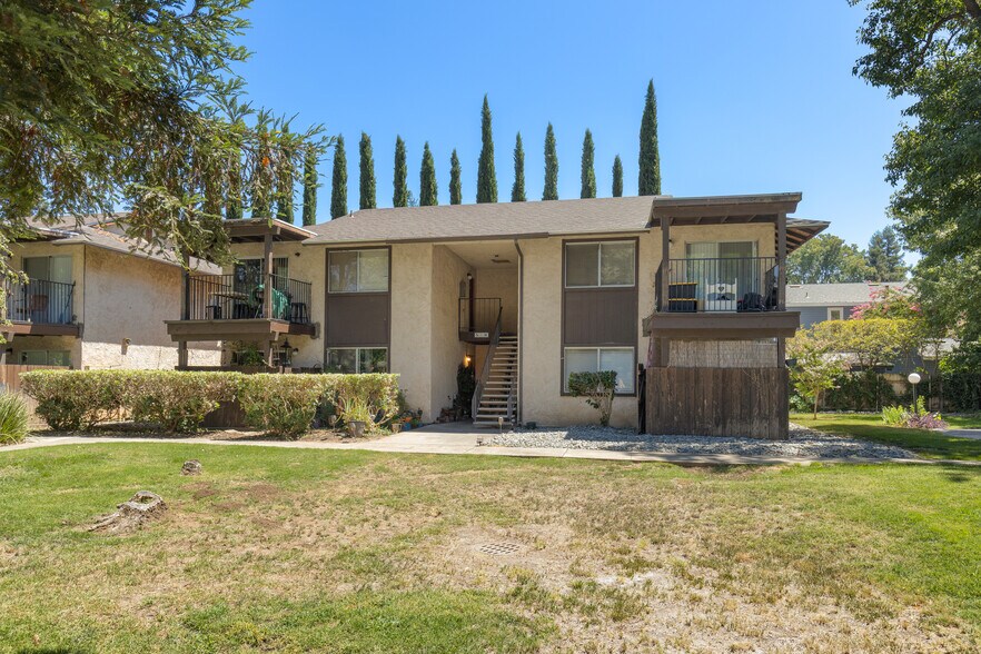711 W East Ave, Chico, CA à vendre - Photo de l’immeuble – Image 2 sur 18