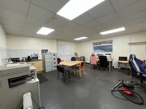 Unit 8 Cherwell Valley Business Park, Adderbury, Twyford à louer Photo intérieure– Image 1 sur 2