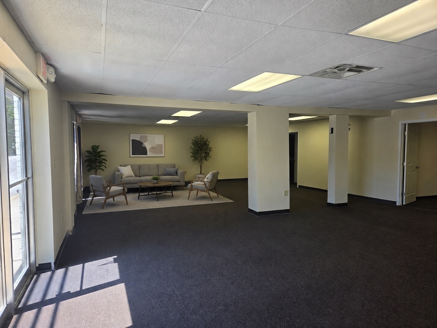 1412 N Broadway, Lexington, KY à louer Photo intérieure– Image 1 sur 4