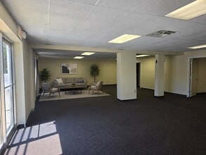 1412 N Broadway, Lexington, KY à louer Photo intérieure– Image 1 sur 4