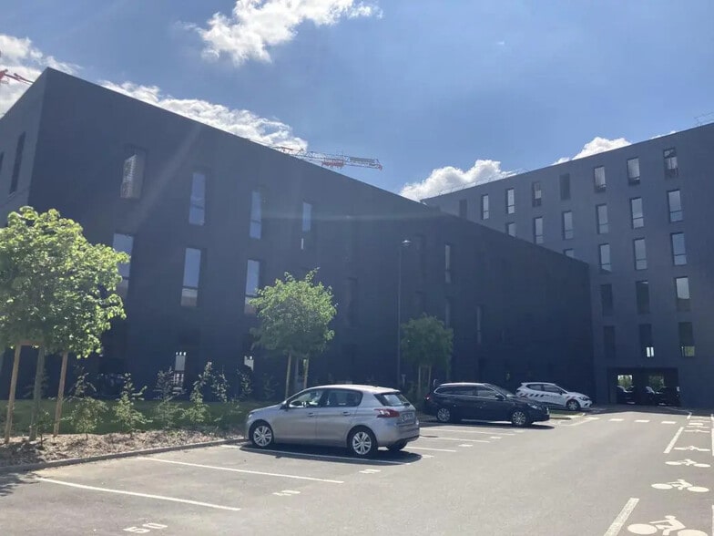 Bureau dans Rennes à louer - Photo de l’immeuble – Image 1 sur 15