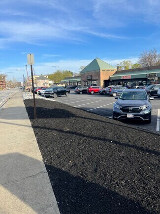 Plus de détails pour 19-49 Airport Rd, Fitchburg, MA - Local commercial à louer