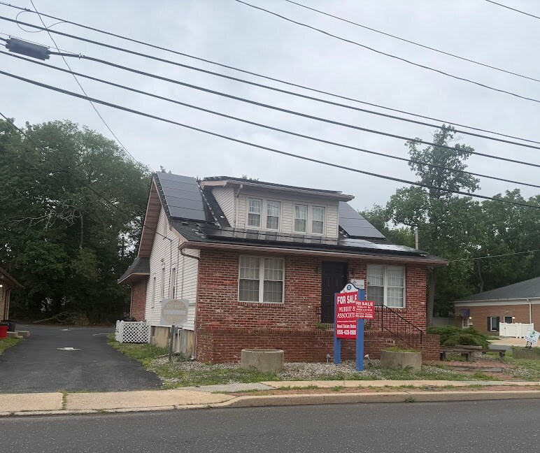 25 E Laurel Rd, Stratford, NJ à vendre Photo de l’immeuble– Image 1 sur 11