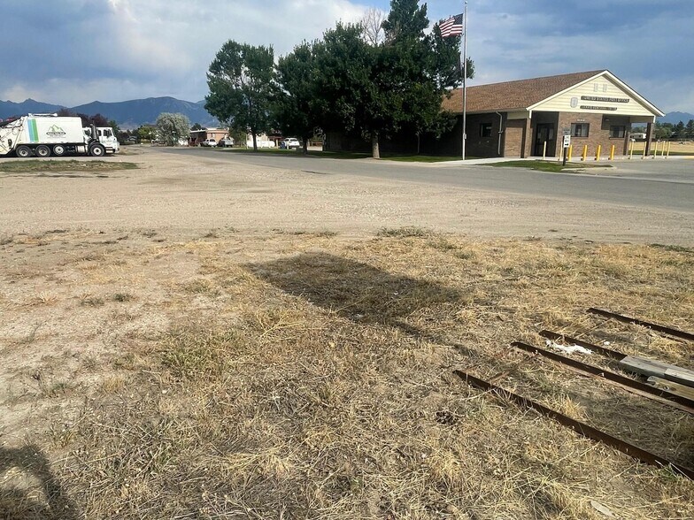 70-287 Montana Way, Ennis, MT à vendre - Photo de l’immeuble – Image 3 sur 4