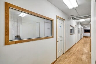 830 S Main St, Santa Ana, CA à louer Photo intérieure– Image 1 sur 6