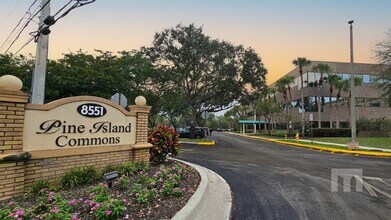 8551 W Sunrise Blvd, Plantation, FL à louer Photo intérieure– Image 2 sur 6