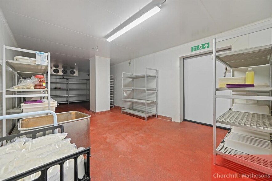 5 McNicol Dr, Londres à louer - Photo intérieure – Image 3 sur 22
