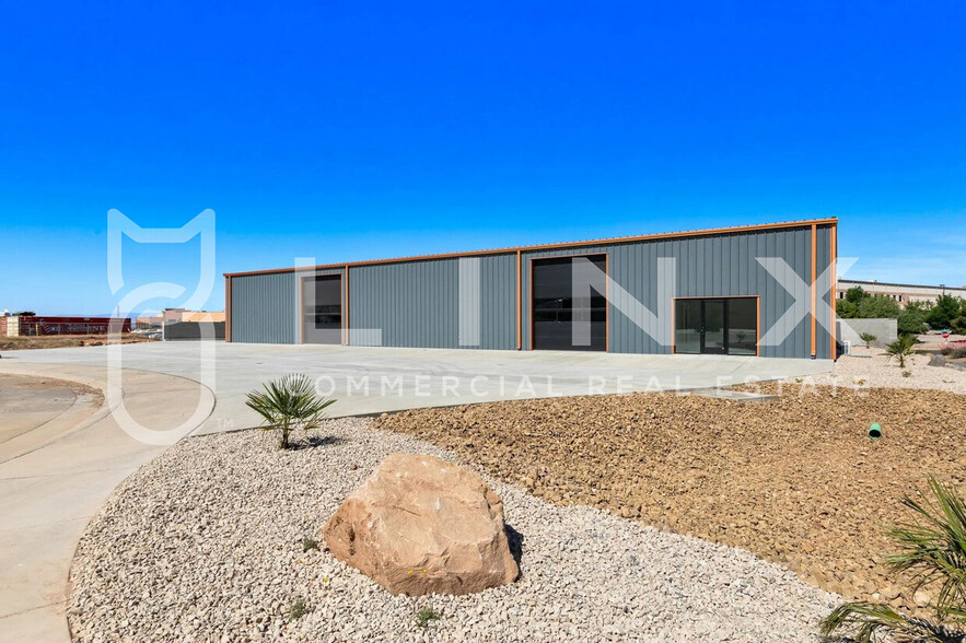 5527 W 290 N, Hurricane, UT à vendre - Photo de l’immeuble – Image 2 sur 12