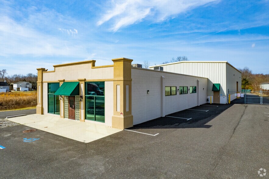 1560 N Main Rd, Vineland, NJ à vendre - Photo de l’immeuble – Image 2 sur 20