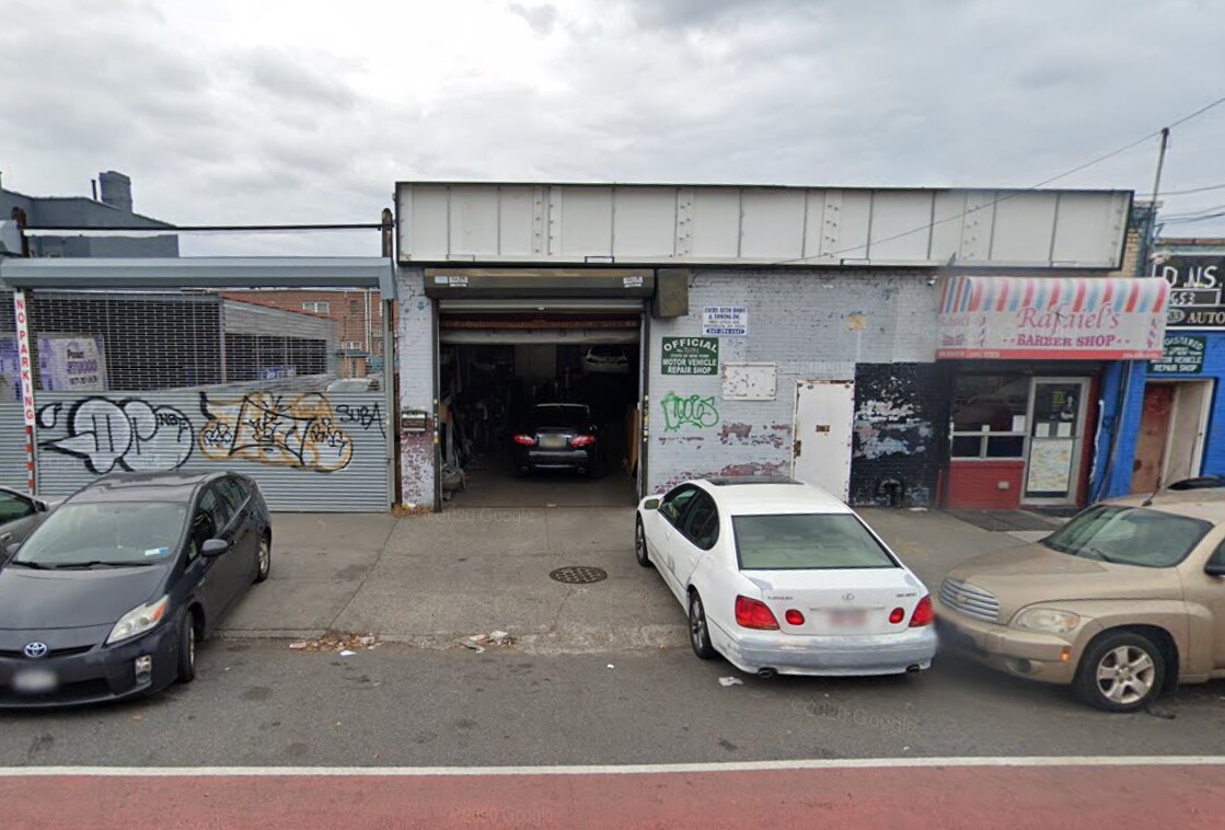 1651 Utica Ave, Brooklyn, NY à louer Photo de l’immeuble– Image 1 sur 2