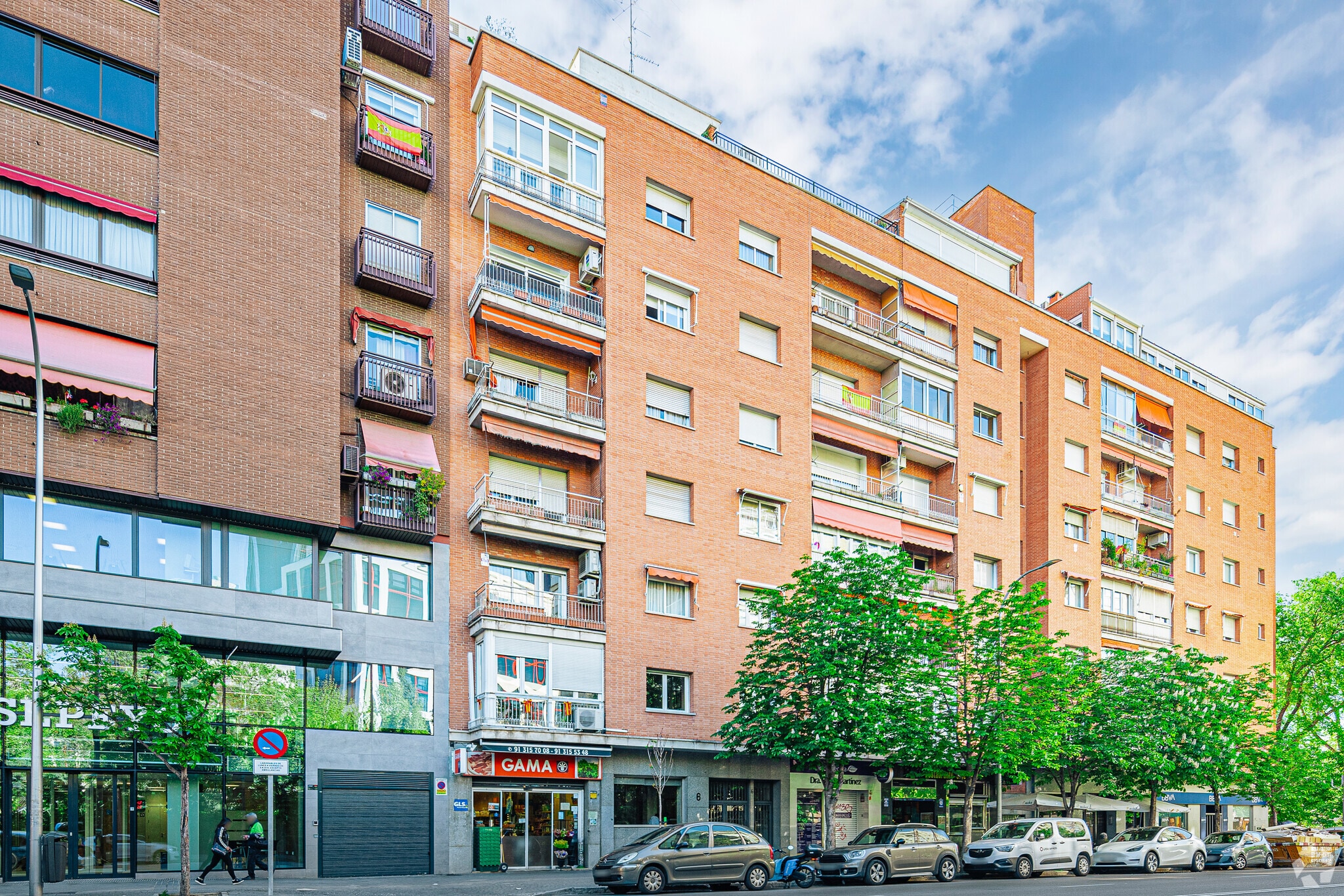 Local commercial dans Madrid, Madrid à louer Photo principale– Image 1 sur 2