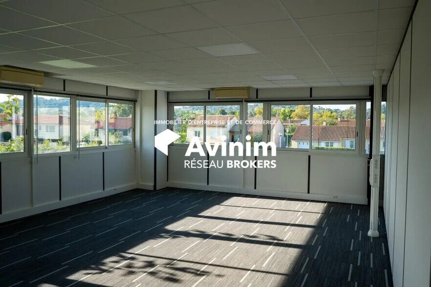 Bureau dans Albi à louer - Photo de l’immeuble – Image 2 sur 6