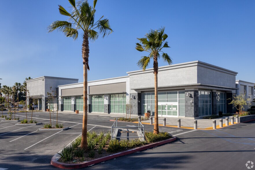 6337 E Spring St, Long Beach, CA à louer - Photo principale – Image 1 sur 13