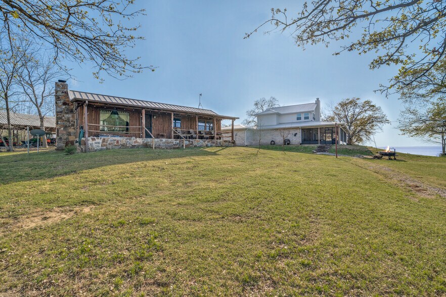 18062 Nelson Loop, Streetman, TX à vendre - Photo principale – Image 2 sur 26
