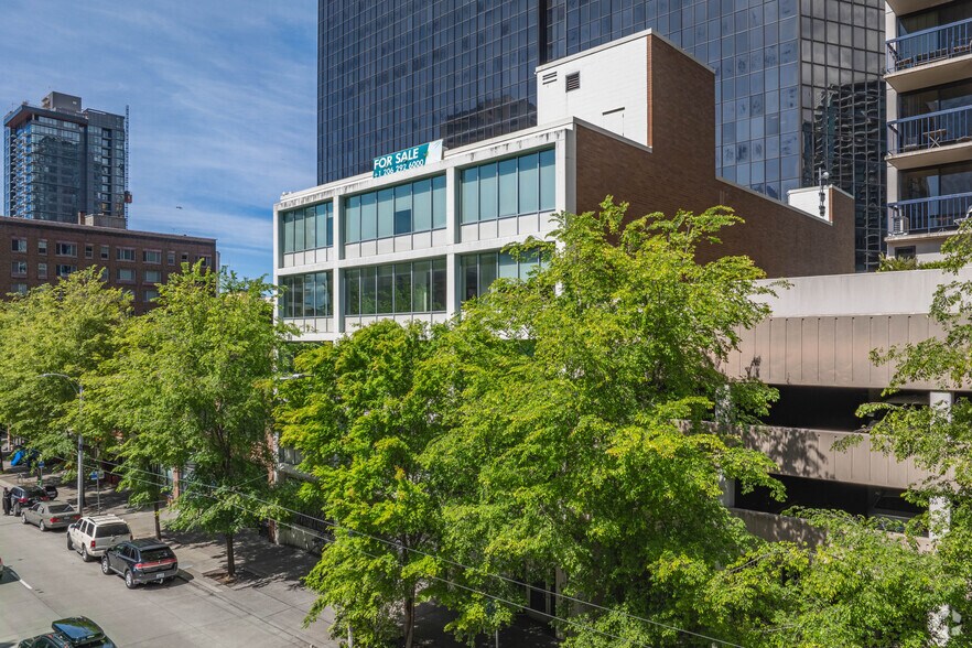 2112 3rd Ave, Seattle, WA à vendre - Photo de l’immeuble – Image 3 sur 15