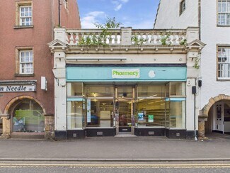 Plus de détails pour 48 High St, Elgin - Local commercial à louer