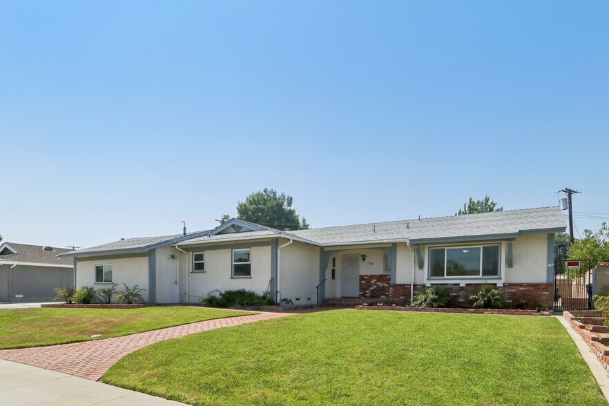 17148 Stare St, Northridge, CA à vendre - Photo de l’immeuble – Image 3 sur 65