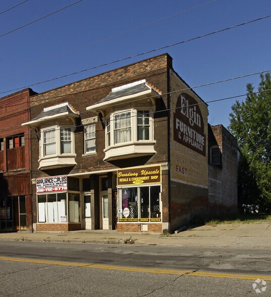 5243 Broadway Ave, Cleveland, OH à vendre - Photo principale – Image 1 sur 7