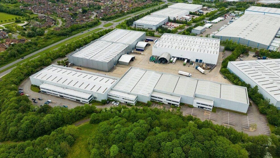 Brudenell Dr, Milton Keynes à louer - Photo de l’immeuble – Image 2 sur 8