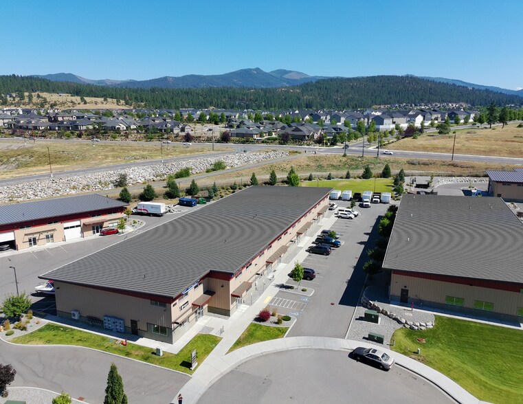 24250 E Knox Ln, Liberty Lake, WA à louer - Photo de l’immeuble – Image 2 sur 10