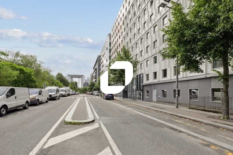 24 Boulevard De Pesaro, Nanterre à louer - Photo de l’immeuble – Image 3 sur 25