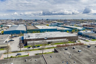 401-425 Blvd Montpellier, Montréal, QC - Vue aérienne vue de carte