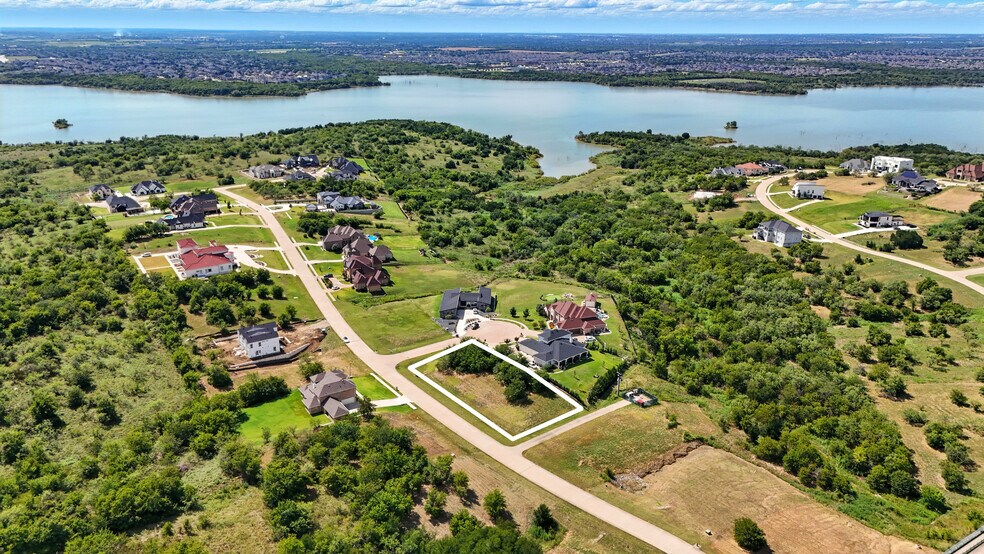 1104 Prosperity Ct, Cedar Hill, TX à vendre - Photo de l’immeuble – Image 2 sur 15