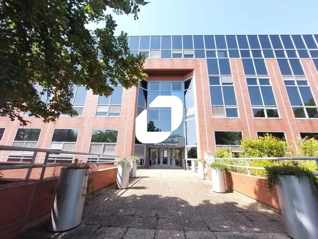 38 Boulevard Paul Cézanne, Guyancourt à louer Photo de l’immeuble– Image 1 sur 11