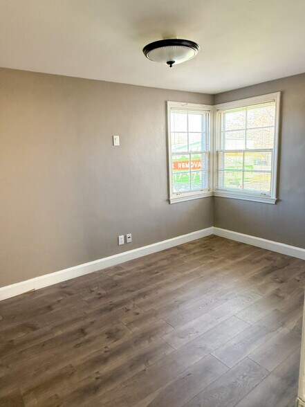 503 Heather Pl, Nashville, TN à louer - Photo de l’immeuble – Image 3 sur 6