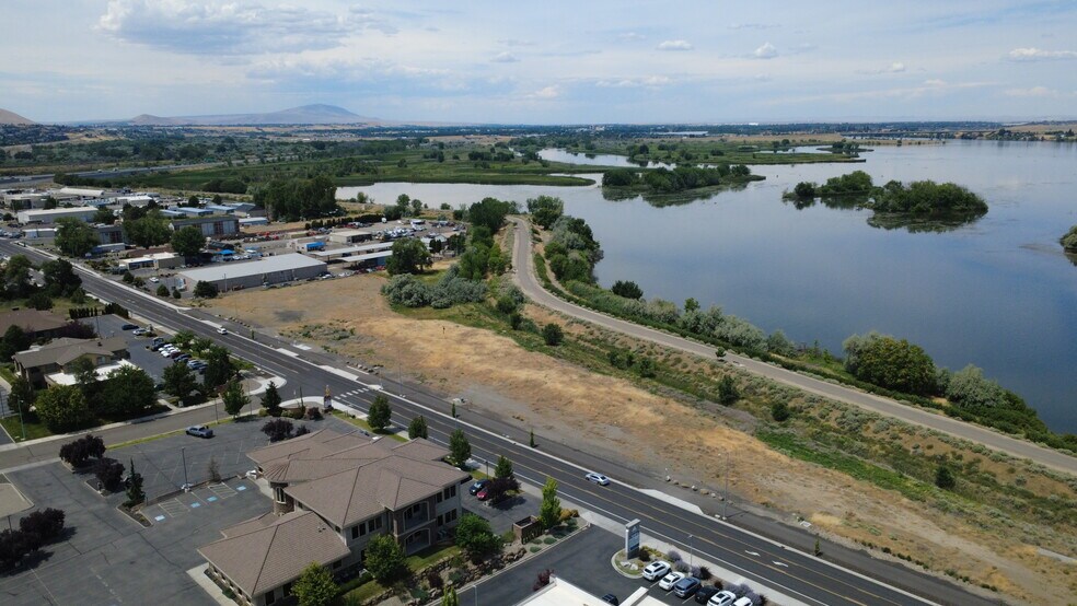 NKA Columbia Park Trail, Richland, WA à vendre - Photo de l’immeuble – Image 2 sur 6